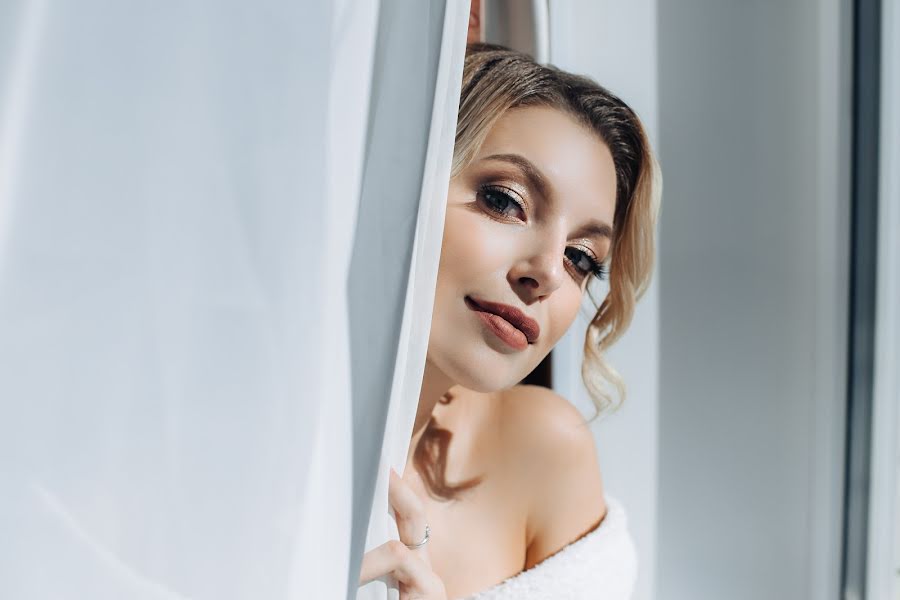 Wedding photographer Olya Yaroslavskaya (olgayaros86). Photo of 21 October 2019