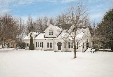 Maison avec piscine et jardin 13