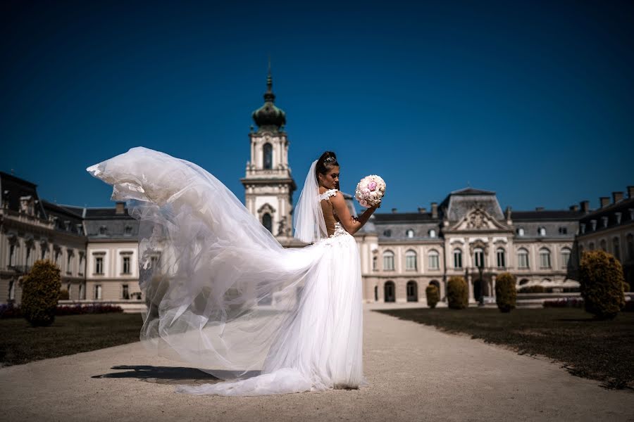 Fotografo di matrimoni Róbert Sörényi (rsorenyi). Foto del 6 agosto 2021