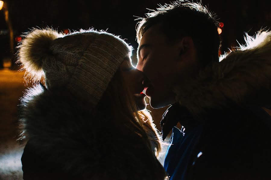 Fotógrafo de casamento Dmitriy Berdnik (brdnk). Foto de 18 de janeiro 2017