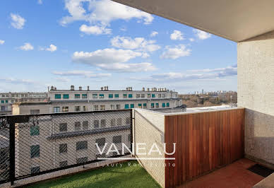 Apartment with terrace 10