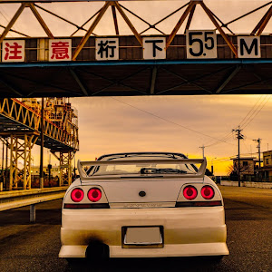 スカイライン R33