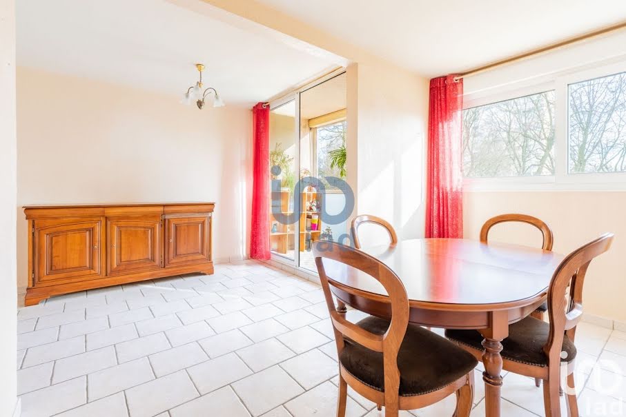 Vente appartement 4 pièces 68 m² à Savigny-sur-Orge (91600), 155 000 €