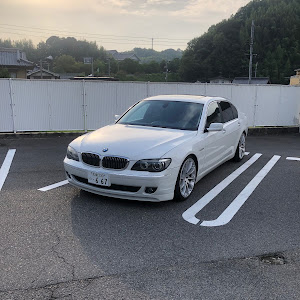 7シリーズ E66