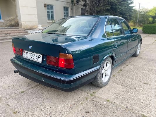 продам авто BMW 520 5er (E34) фото 4