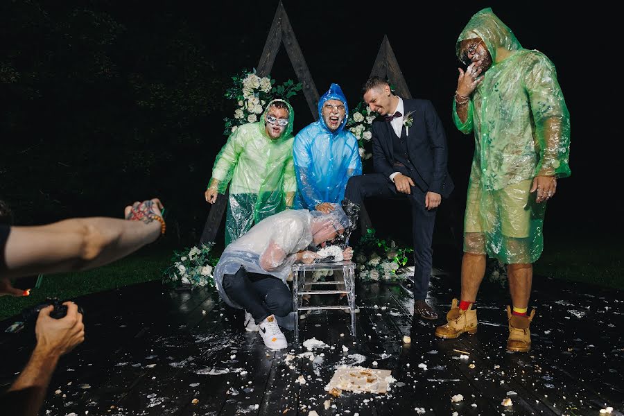 Fotografo di matrimoni Anton Blokhin (totonophoto). Foto del 16 novembre 2023