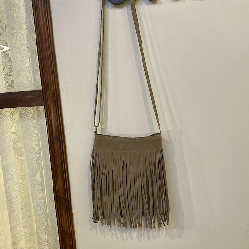 Title 11, Artistic Tassel Shoulder Bag, simple and popula...