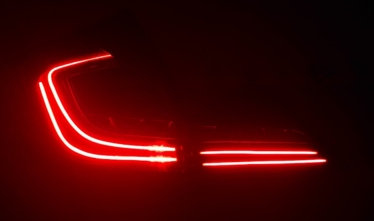 ジェイドの自作LEDテールランプ・製作中・自己満足投稿に関するカスタム事例の投稿画像5枚目