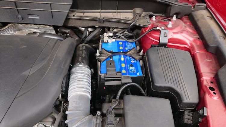 CX-5のcaos Blue Battery・バッテリー交換に関するカスタム事例の投稿画像4枚目