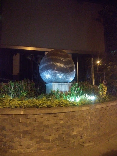 Egg Statue