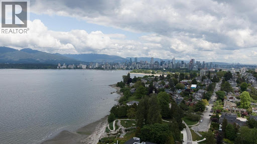 Maison en bord de mer avec jardin 2