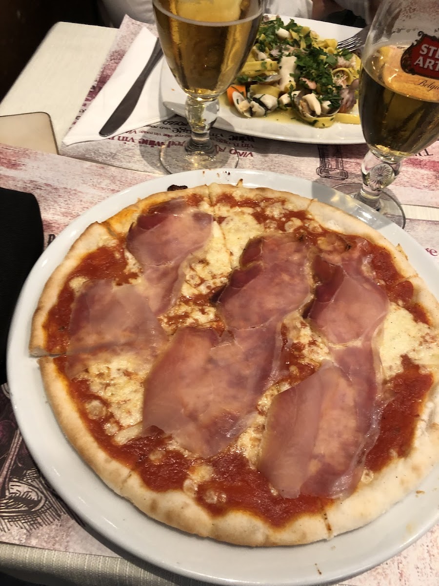 Gluten-Free Pizza at Il Nuovo Faro