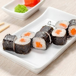 37. Salmon Roll