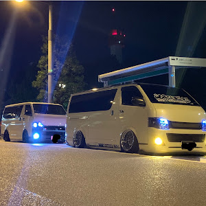 ハイエースバン