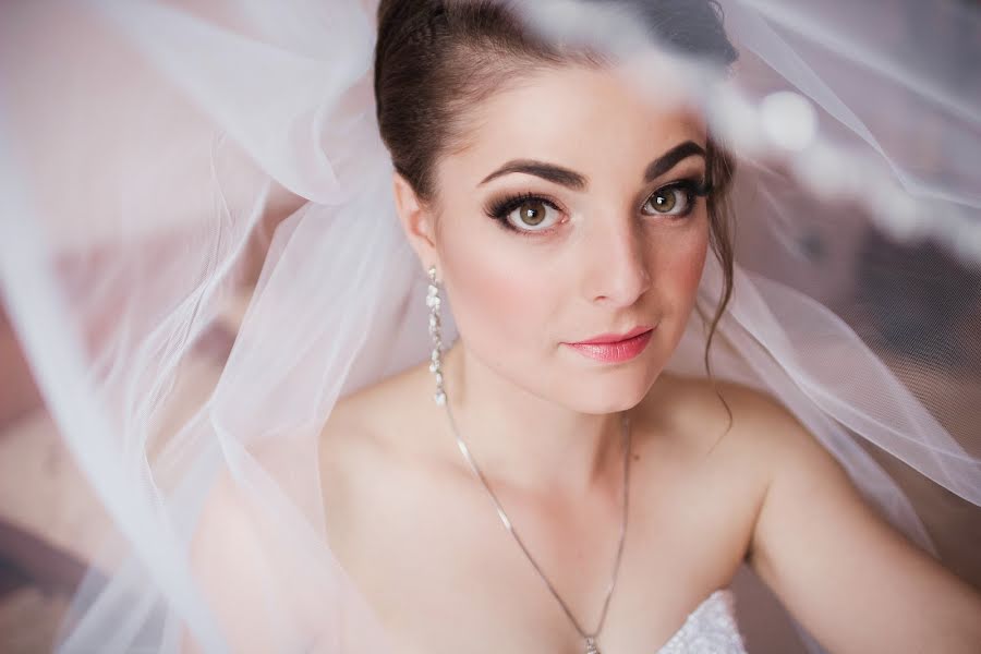 Wedding photographer Liliana Arseneva (arsenyevaliliana). Photo of 13 January 2016