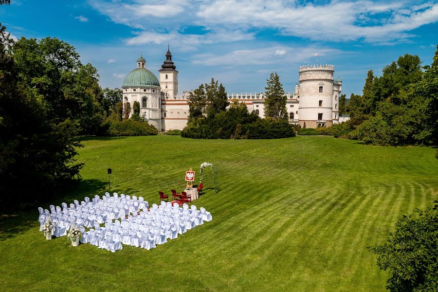 Pulmafotograaf Rafał Niebieszczański (rafalniebieszc). Foto tehtud 12 oktoober 2022