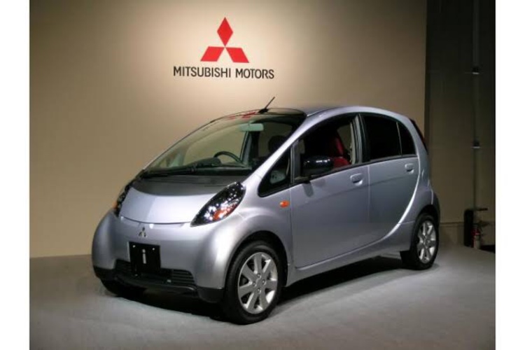 アイの通勤車・納車待ちに関するカスタム事例の投稿画像1枚目