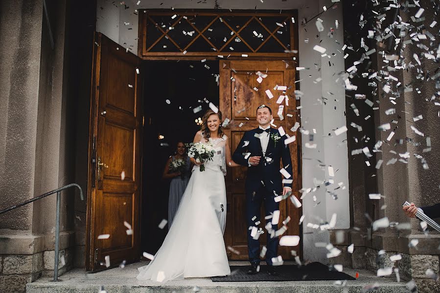 Wedding photographer Katarzyna Jaremczuk (wywrockapl). Photo of 10 October 2019