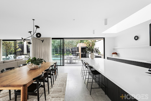 House with pool 5