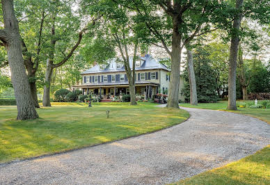 House with garden 2