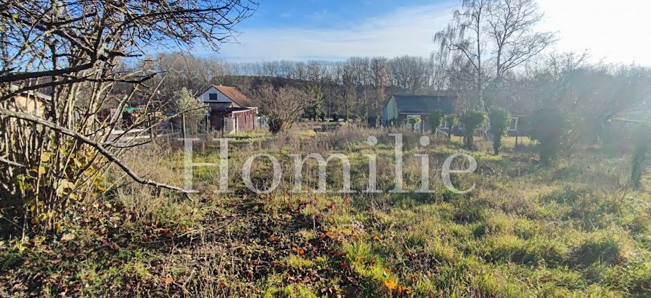 Vente terrain  1766 m² à Faverolles-sur-Cher (41400), 33 000 €