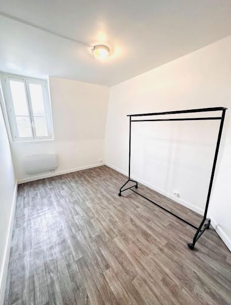 Vente appartement 2 pièces 28 m² à Rosny-sous-Bois (93110), 110 000 €