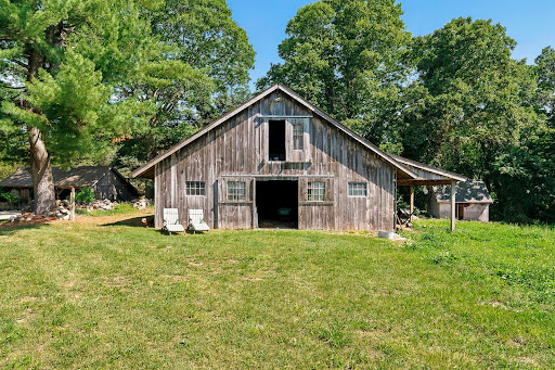 Luxury farmhouse for sale in Lyme (United States)