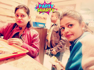 Sarita Rajput at Burger King, Saket,  photos