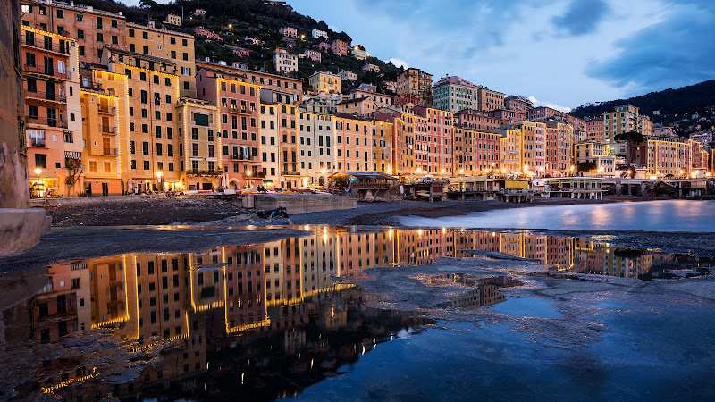 Camogli iluminata e riflessa di LucaMonego