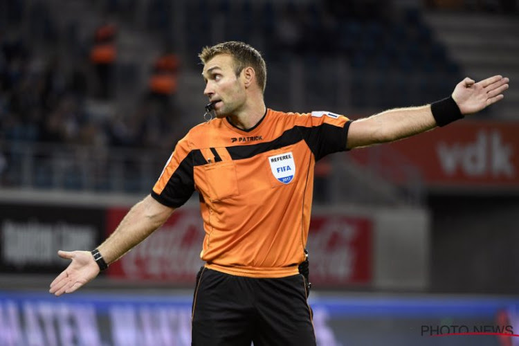 Qui au sifflet pour Charleroi-Bruges ? Les arbitres de la 15e journée