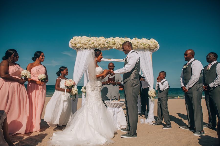 Fotógrafo de casamento Andrey Voskresenskiy (evangelist1). Foto de 30 de junho 2016