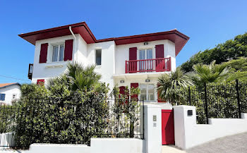 villa à Biarritz (64)