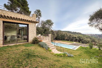 villa à Saint paul de Vence (06)