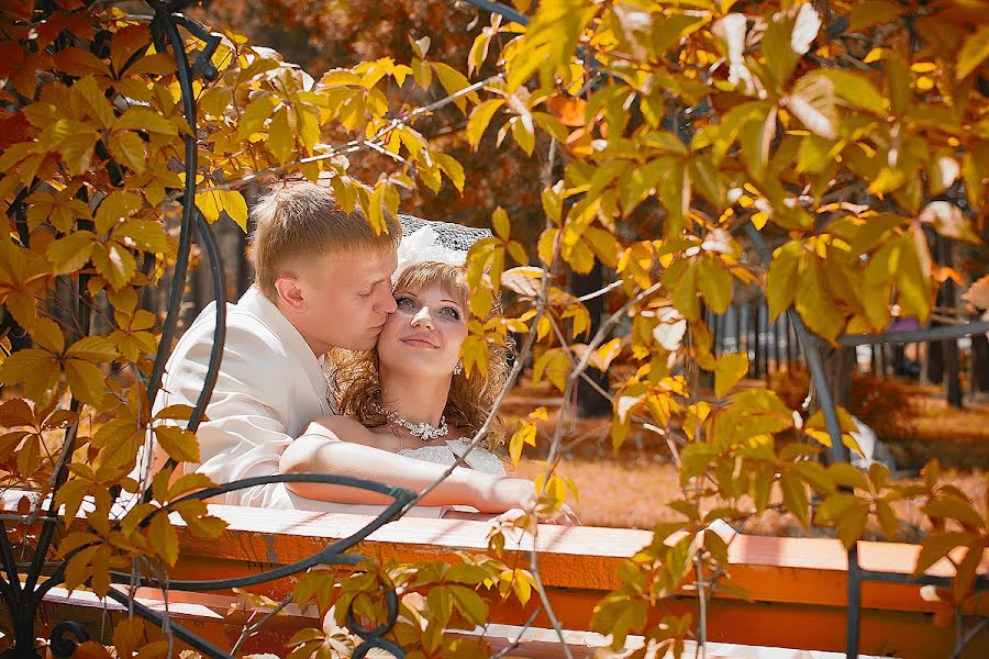 Wedding photographer Ekaterina Yuzhakova (eyuzhakova). Photo of 25 October 2012