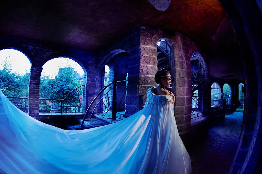 Wedding photographer Ekaterina Aleshinskaya (catherine). Photo of 12 January 2013