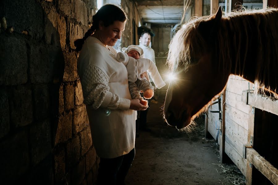 Fotógrafo de casamento Nadezhda Racheva (racheva). Foto de 9 de dezembro 2021