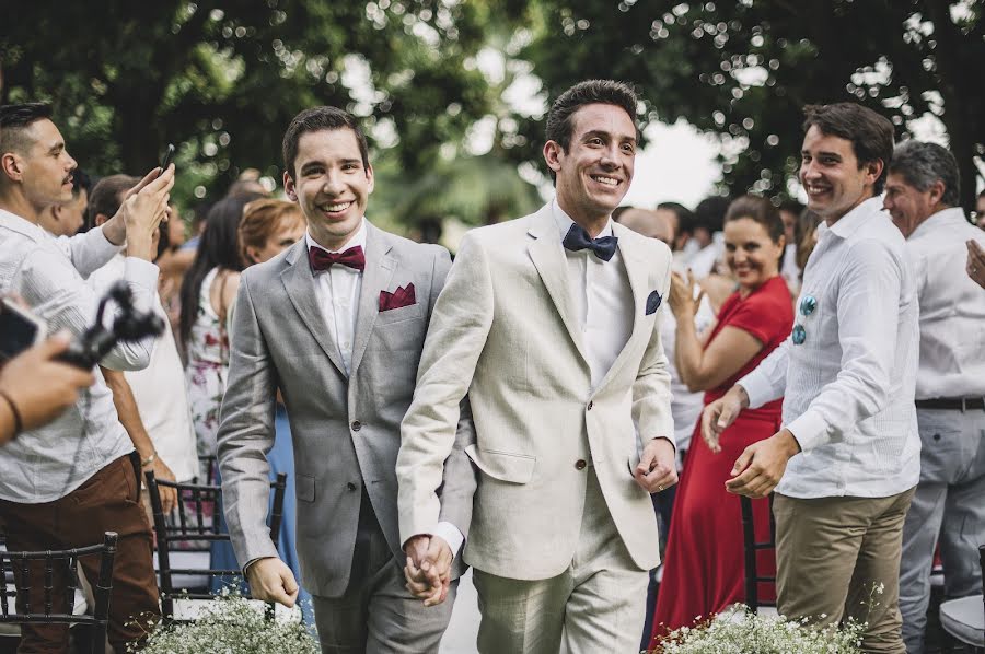 Fotografo di matrimoni Elena Flexas (elenaflexas). Foto del 28 aprile 2018