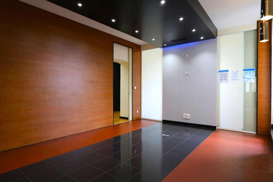 Location  locaux professionnels  159 m² à Bastia (20200), 2 900 €