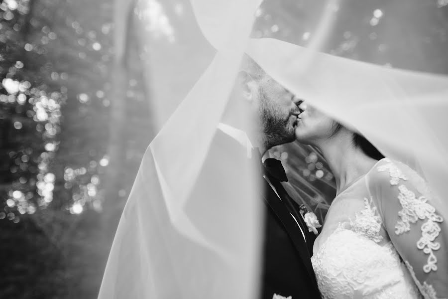 Fotografo di matrimoni Paola Cermak (pinkpixel). Foto del 1 febbraio 2016