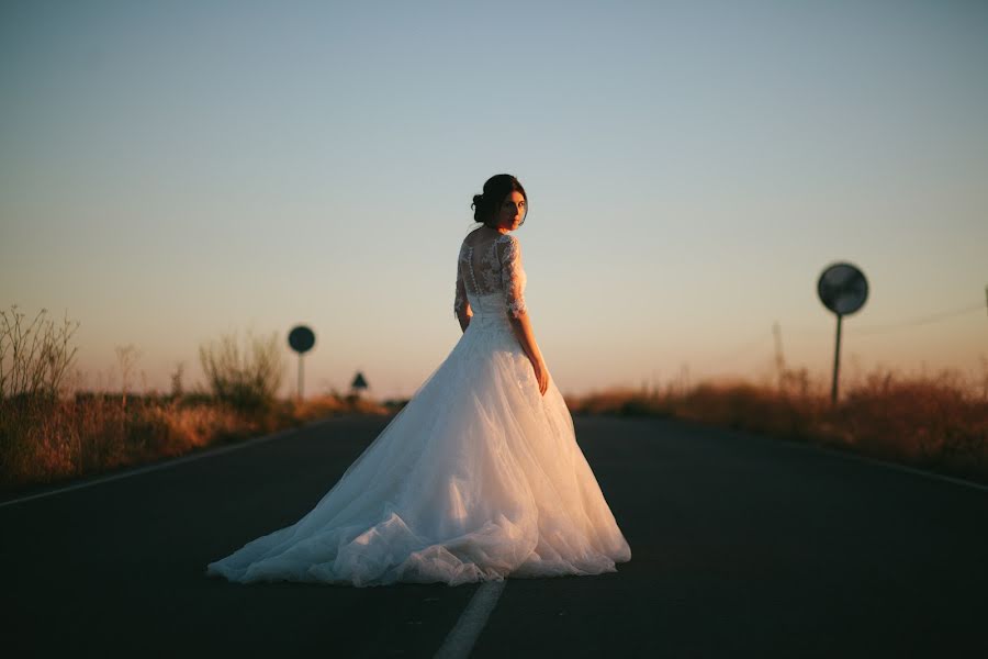 Fotógrafo de casamento Octavian Craciun (octavuss). Foto de 30 de setembro 2014