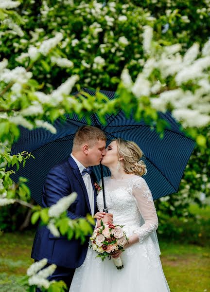 Fotógrafo de bodas Vadim Poleschuk (polecsuk). Foto del 7 de junio 2019