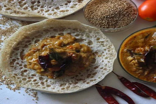 Palappam With Poth Curry With Soft Drink