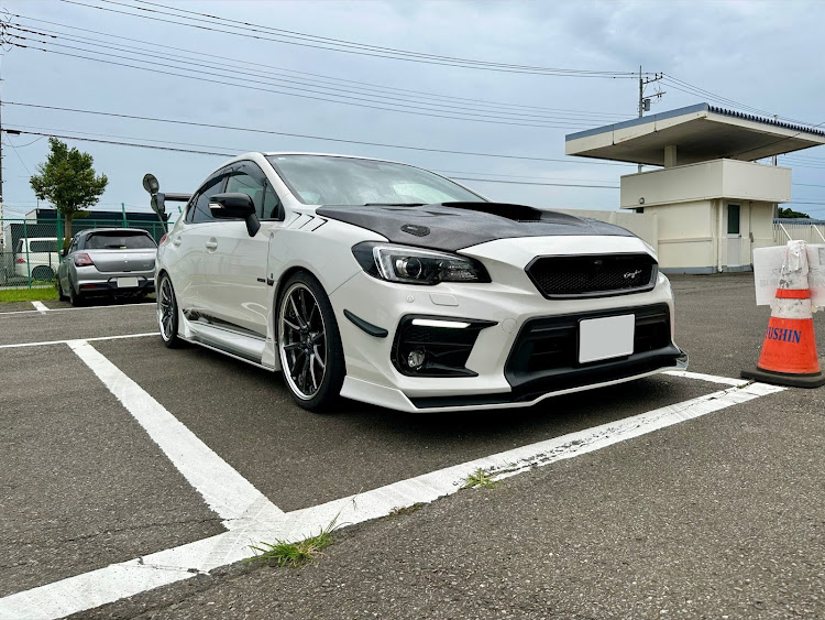 WRX S4のD1GP・つくばサーキット・D1グランプリ・Kuhl Racing・スバルに関するカスタム事例の投稿画像1枚目