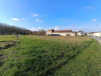 terrain à Villeneuve-Renneville-Chevigny (51)