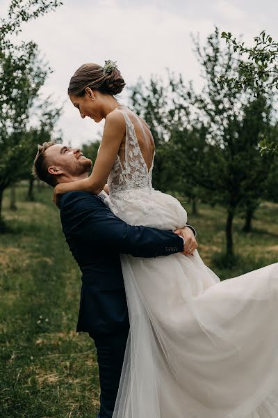 Fotógrafo de casamento Kuba Plšek (kubaplsek). Foto de 29 de junho 2022