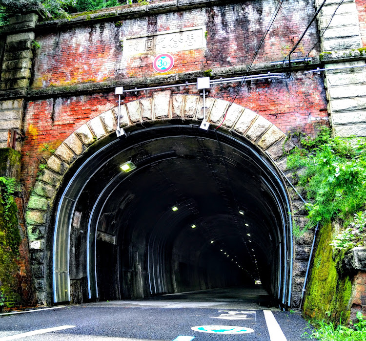 ウィッシュのクルマ好きと繋がりたい・写真が好きな人と繋がりたい・車が好きな人と繋がりたい・車写活に関するカスタム事例の投稿画像3枚目