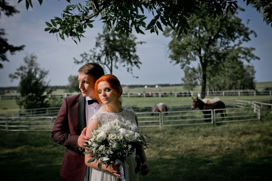 Fotografo di matrimoni Aleksandra Kubica (fotola). Foto del 30 ottobre 2019