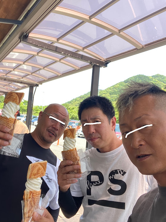 スカイラインのハコスカワークス改・スカイラインジャパン・430グロリア・みなと食堂ふなだまり・角島に関するカスタム事例の投稿画像9枚目