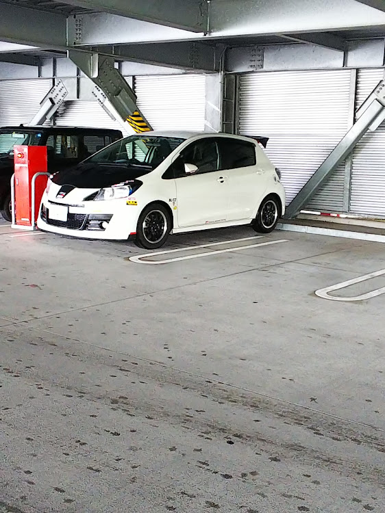 ヴィッツのＬＦＡ・YZF-R1・善子じゃなくてヨハネ！・清水港・ドライブに関するカスタム事例の投稿画像1枚目