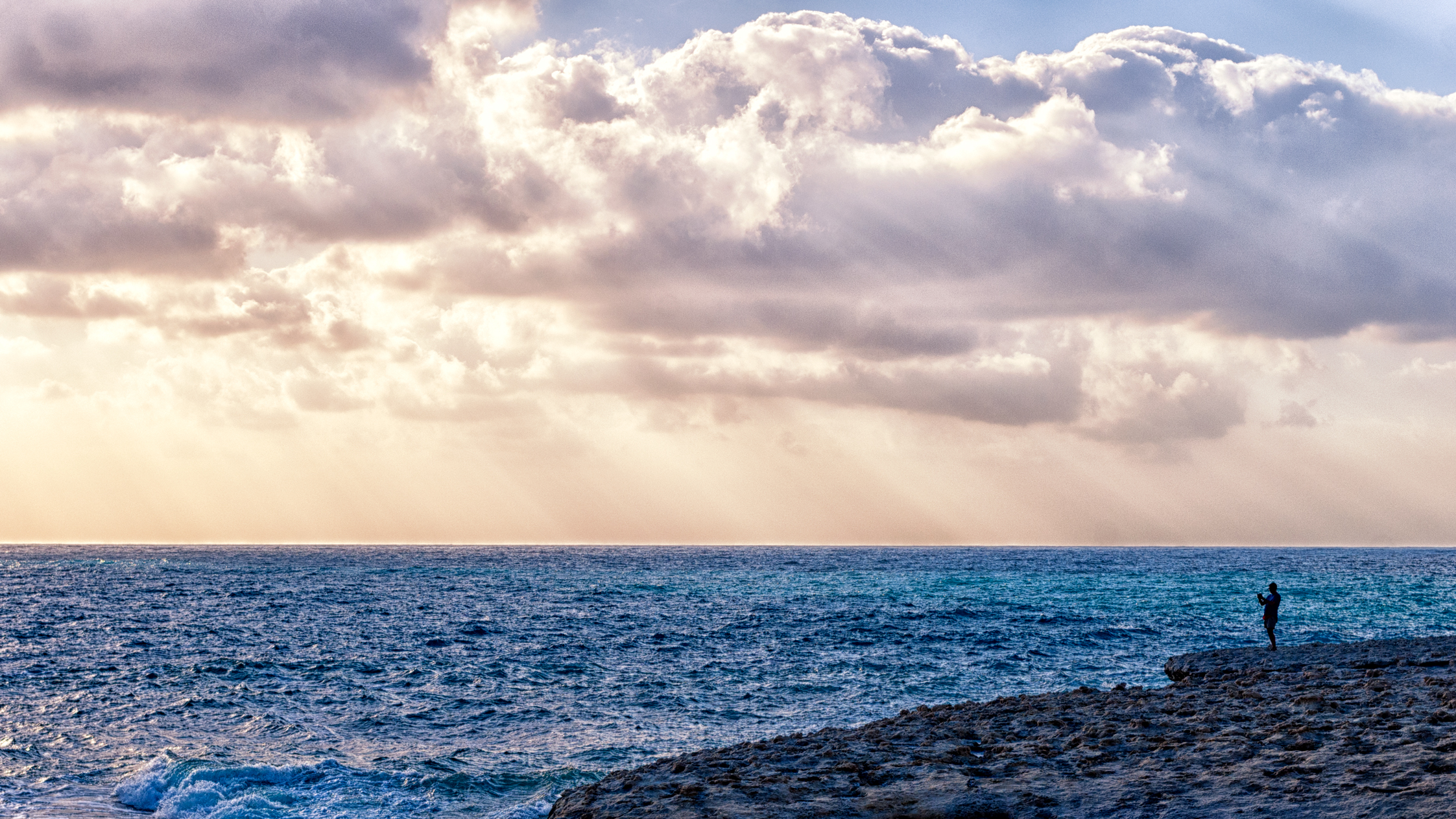 un mare di luce di fotojem